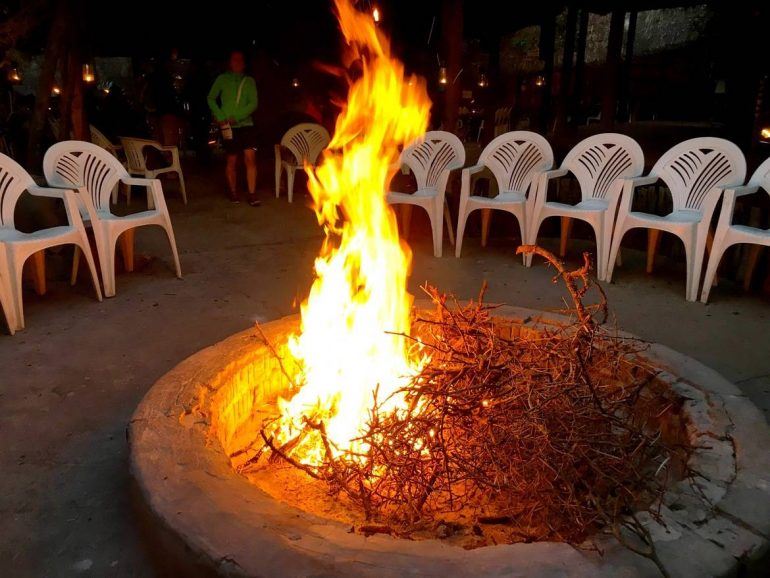 Lagerfeuer im Schotia Private Game Reserve