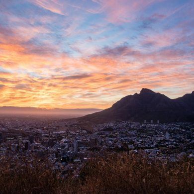 Sonnenaufgang Kapstadt vom Signal Hill