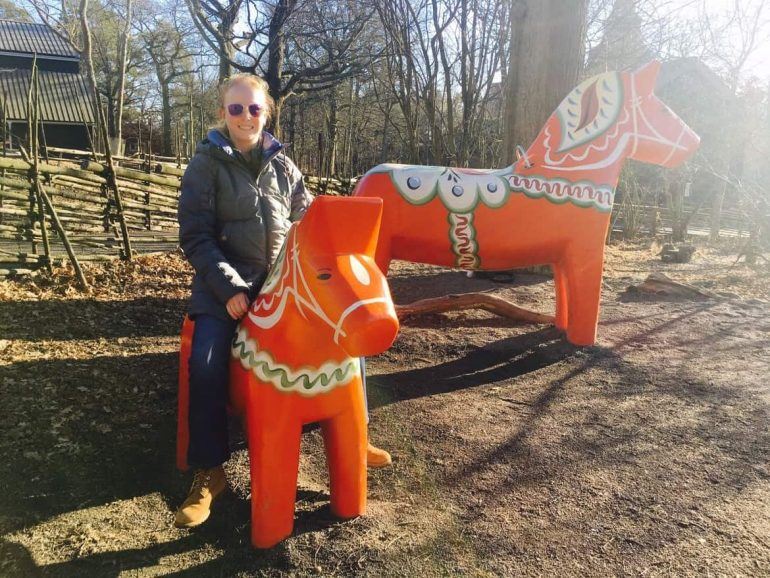 Dalapferd im Skansen Freilichtmuseum in Stockholm