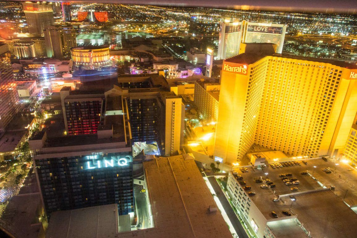 Las Vegas nachts vom High Roller aus fotografiert