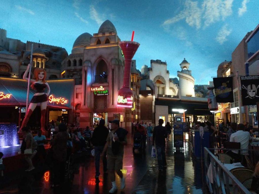 Planet Hollywood