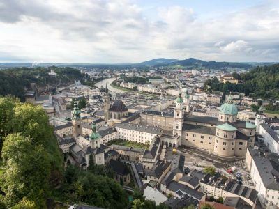 Blick über die Altstadt von Salzburg von der Festung aus fotografiert