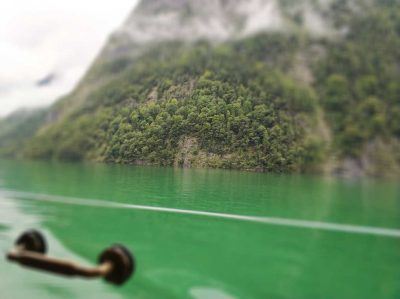 Überfahrt Königssee nach St. Bartholomä Blick aus dem Fenster