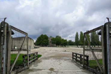 Außengelände KZ Gedenkstätte Dachau