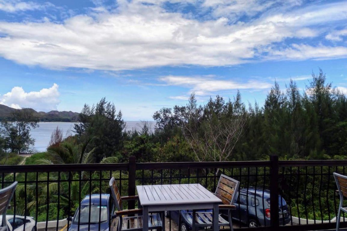 tolle Aussicht beim Pasquiere Restaurant auf Praslin Seychellen