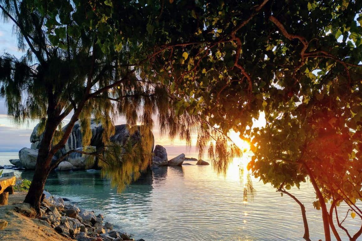 paradiesischer Sonnenuntergang Les Rochers Restaurant auf Praslin Seychellen