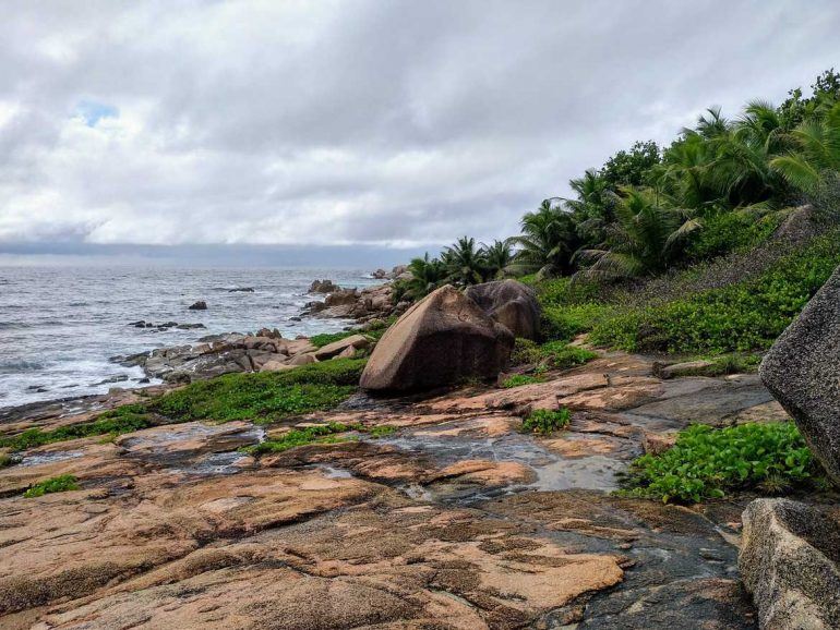 Start der Wanderung La Digue