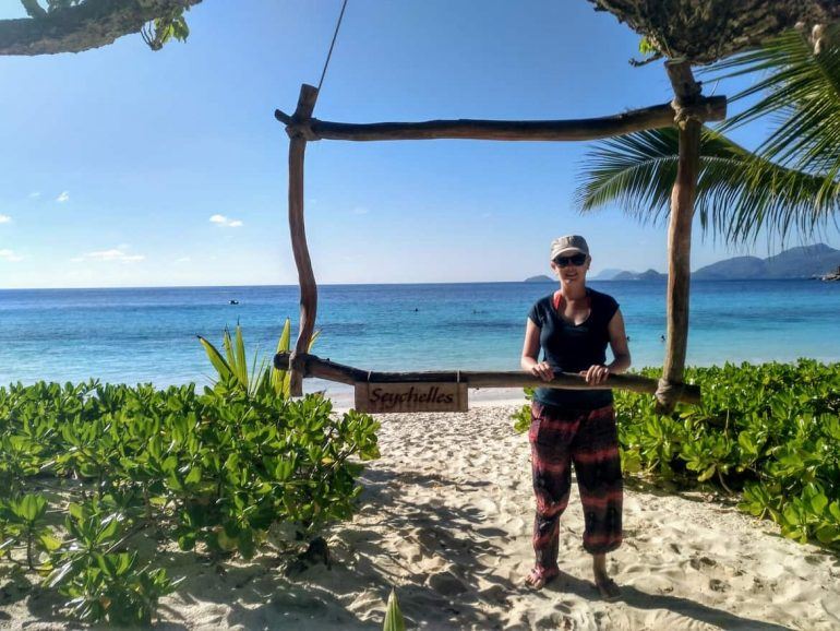 Foto mit Rahmen an der Petite Anse auf Mahe Seychellen