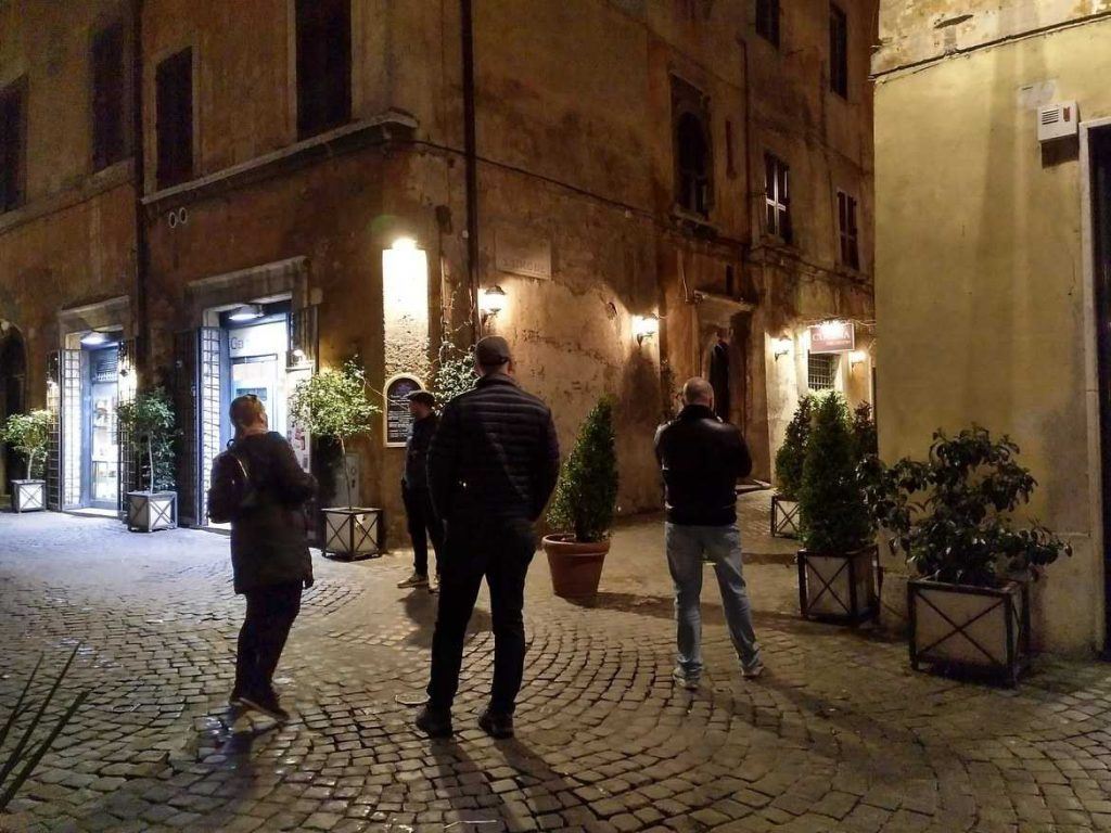 schöne Gasse in Rom Italien