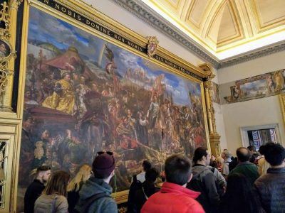 Überlaufene Gänge im Vatikanischen Museum in Rom Italien Vatikan