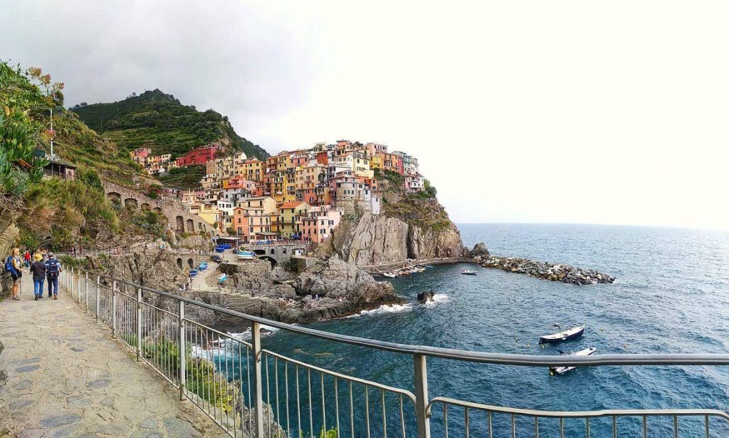 Blick auf Manarola im Cinque Terre in Italien