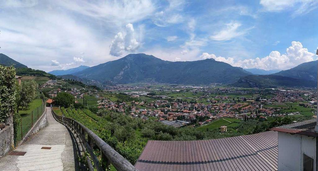 Aussicht Rundwanderweg Lago di Tenno Italien 