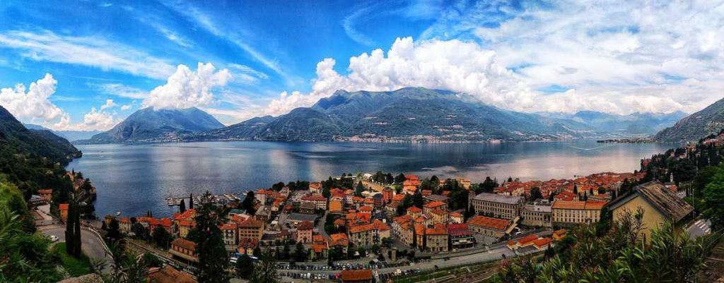 Panorama mit Blick auf den Lago di Como Comer See Italien