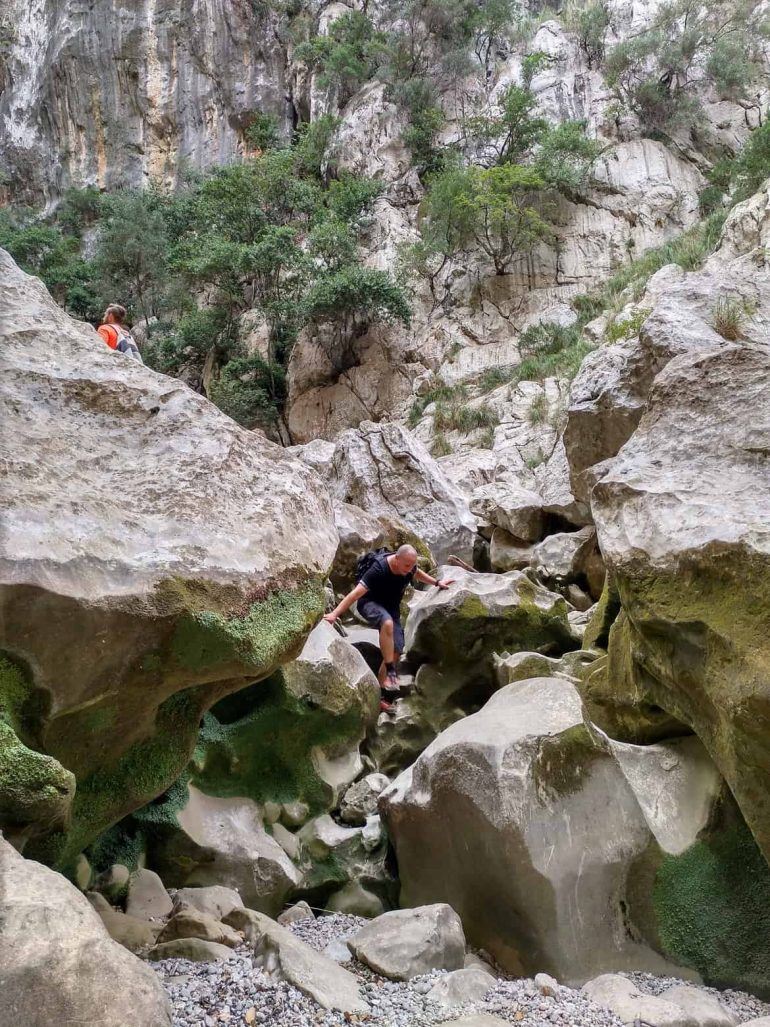 Felsbrocken im Torrent de Parais auf Mallorca