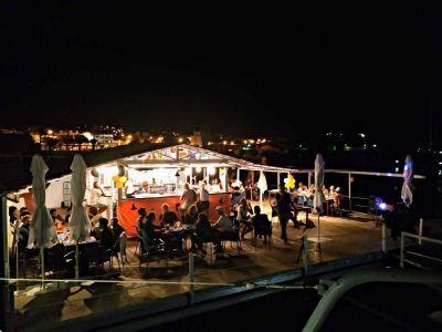 Marina Mindelo Floating Bar auf Sao Vicente Kapverden