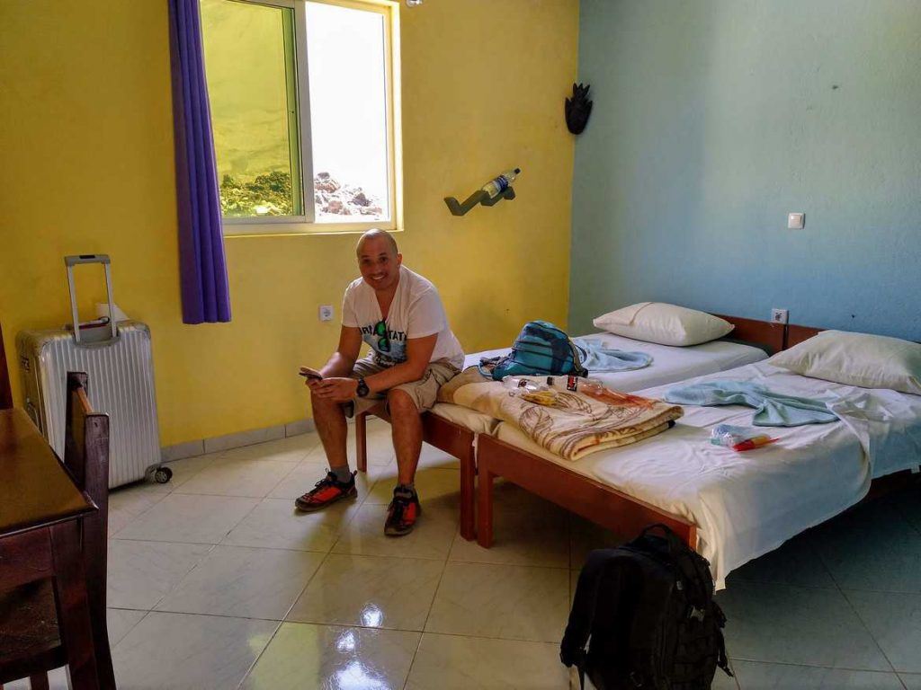 Stephan im Zimmer im Casa Marisa auf Fogo Kapverden