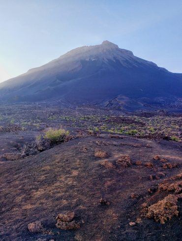 Morgenlicht am Pico Grande auf Fogo Kapverden