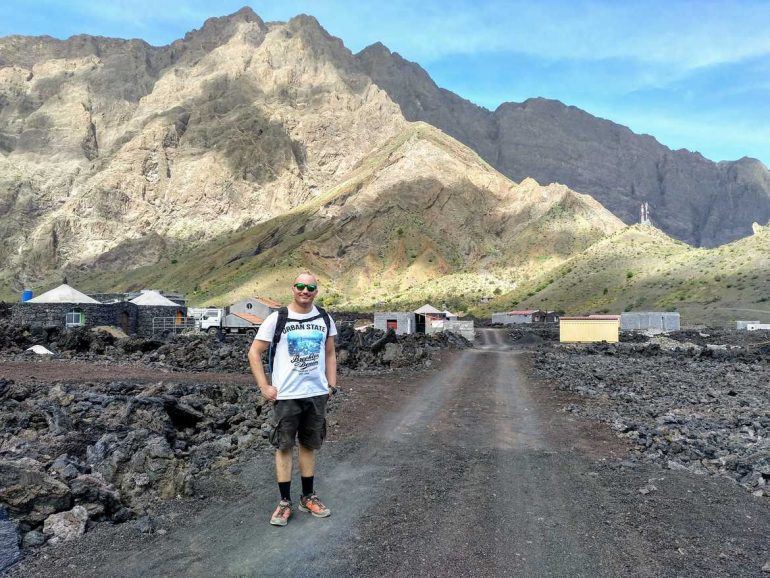 Stephan am Pico Grande auf Fogo Kapverden