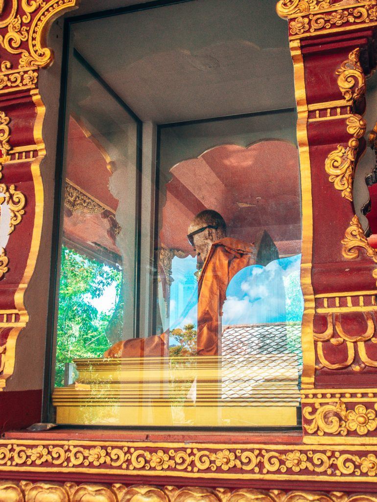 Wat Khunaram Tempel auf Koh Samui Thailand