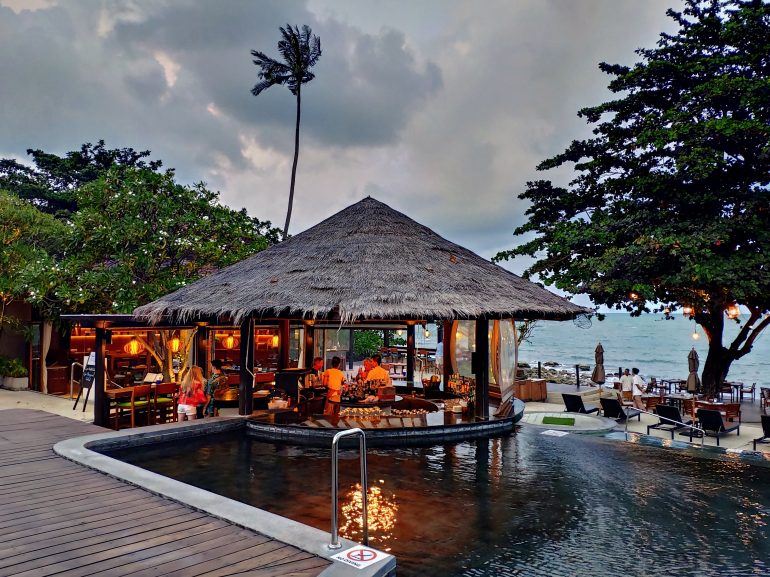 Outrigger Beach Resort auf Koh Samui Thailand