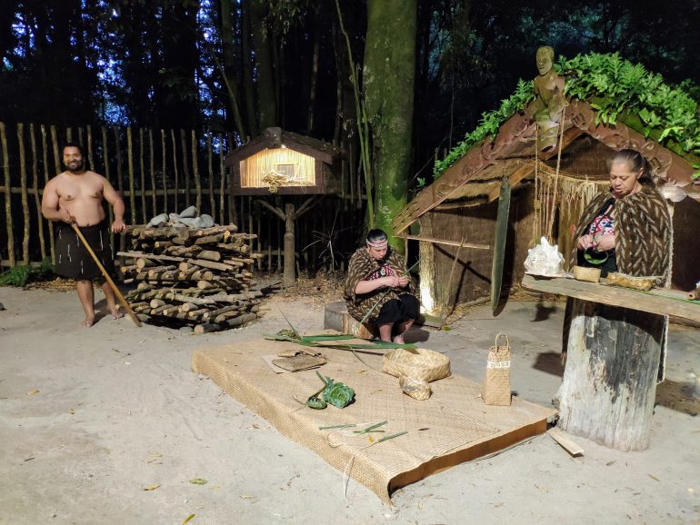 Maori Erlebnis in Rotorua Neuseeland